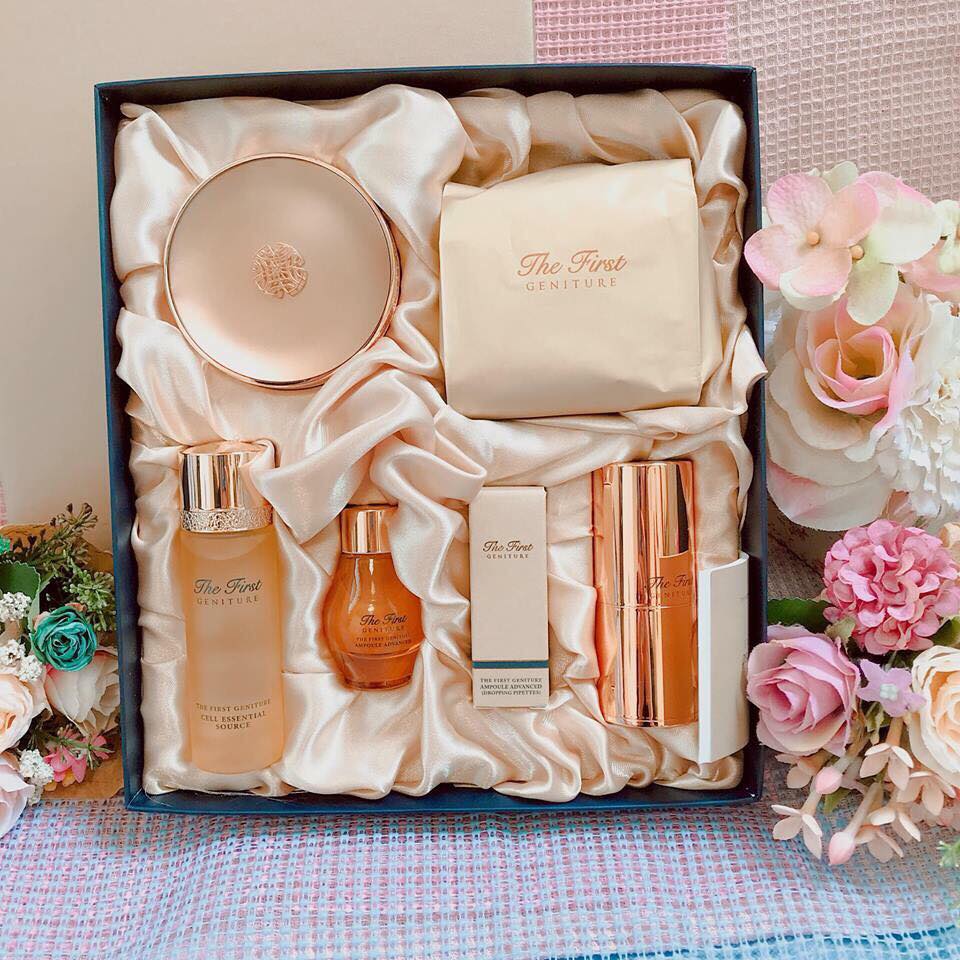 Set Cushion Cao cấp Nhất Của Ohui The first h em mới về Các c chỉ biết Nói là Siêu đẹp - Đáng đồng tiền Sang xịn dã man í ! Chất nền Mịn - lì - mỏng nhẹ - che khuyết vừa phải - nhanh Tệp vào da . Nhưng k bị khô - ko lộ da chết ! ko bóng dầu nhưng Vẫn rất