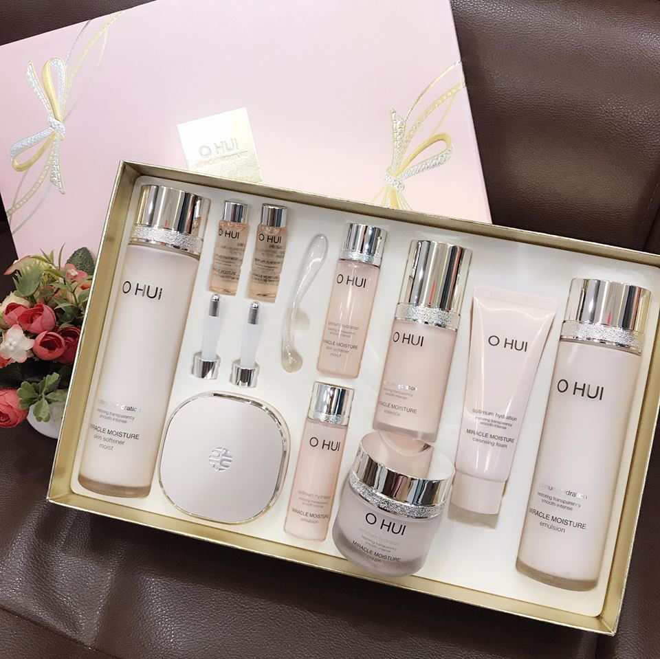 Set Dưỡng Ẩm Sáng Da Ohui Miracle Moisture GIÚP CĂNG MƯỚT MỊN - SIÊU HẤP DẪN